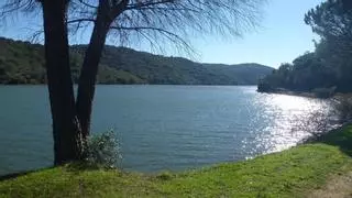 ¿Saltar en parapente o volar en ultraligero? Es posible en este corredor verde a 30 minutos de Sevilla