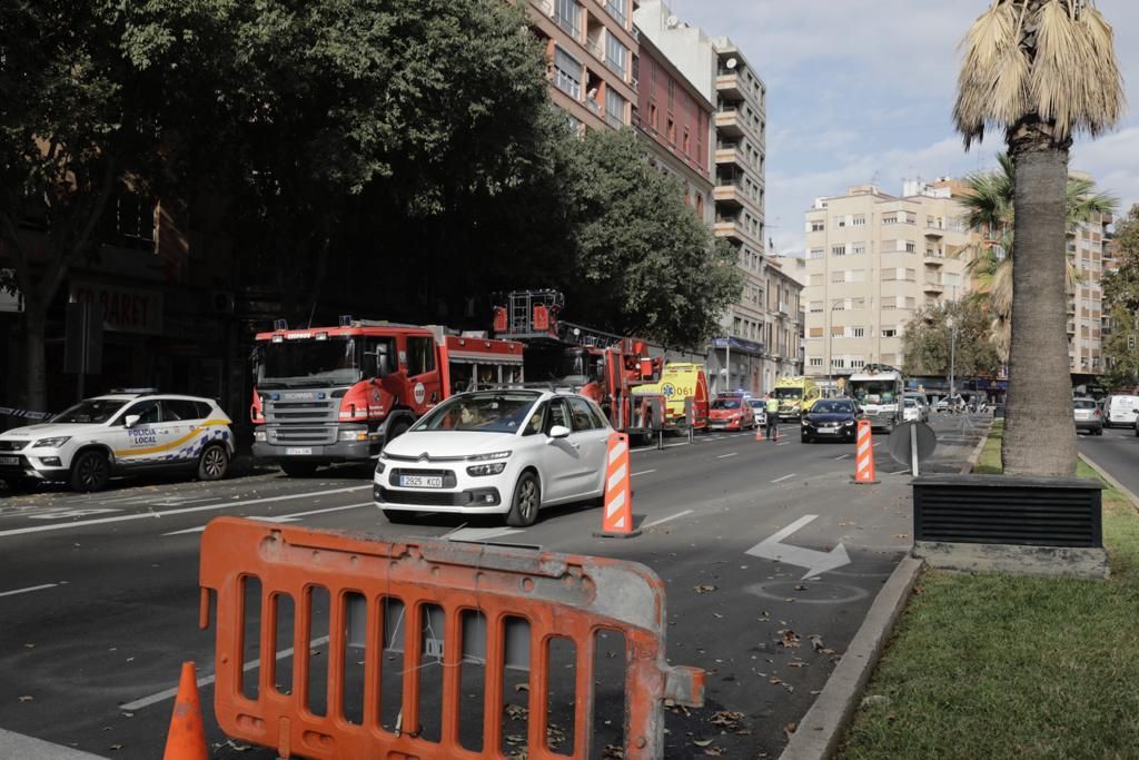 Varios intoxicados en el incendio de un ático en Avenidas