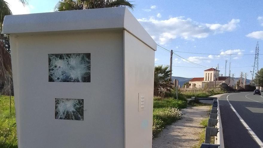 El radar de velocidad del Pou Clar ha aparecido vandalizado.