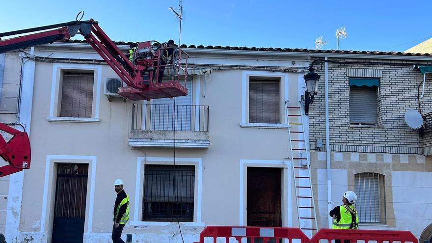 El Ayuntamiento de Moraleja moderniza la red del alumbrado de las calles