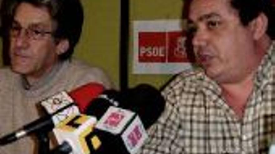 El PSOE ofrece una candidatura menos política y más de gestión