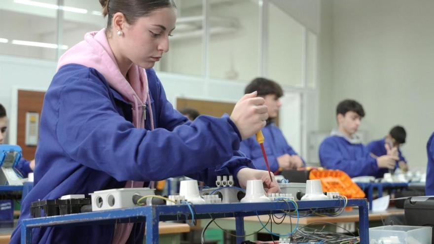 El CPR Colegio Hogar Afundación de Vigo acerca la empresa a su alumnado con una Semana Técnica