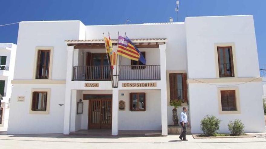 Fachada de la sede del Consell de Formentera.