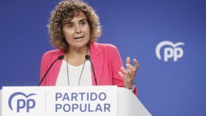 El presidente del PPE propone a Dolors Montserrat como secretaria general del partido