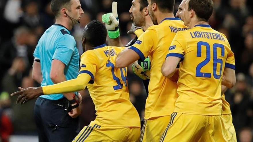 Protección para el árbitro del Madrid-Juve