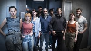 El director y los actores de la tercera temporada de The Head