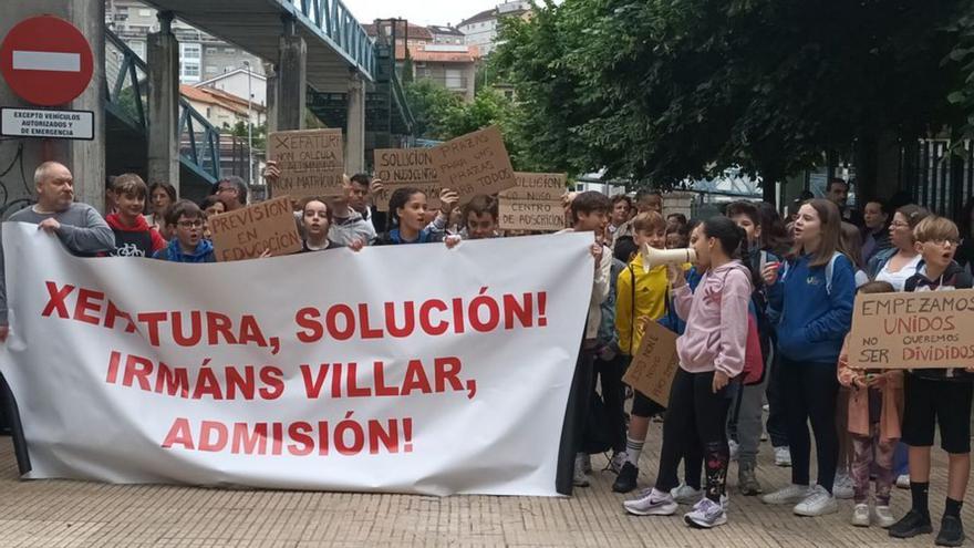 Protesta en el Irmáns Villar, previa a la manifestación