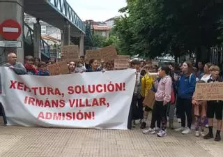 Protesta en el Irmáns Villar, previa a la manifestación