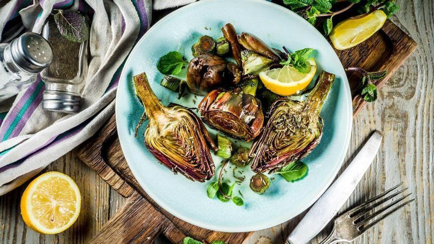 La receta rápida del chef Dani García con alcachofa de Alicante que se hace en 4 minutos y parece de restaurante