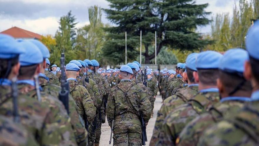 Robles exige a Israel que "respete la vida" de los cascos azules en el Líbano y rechaza que España participe en una misión militar en Ormuz