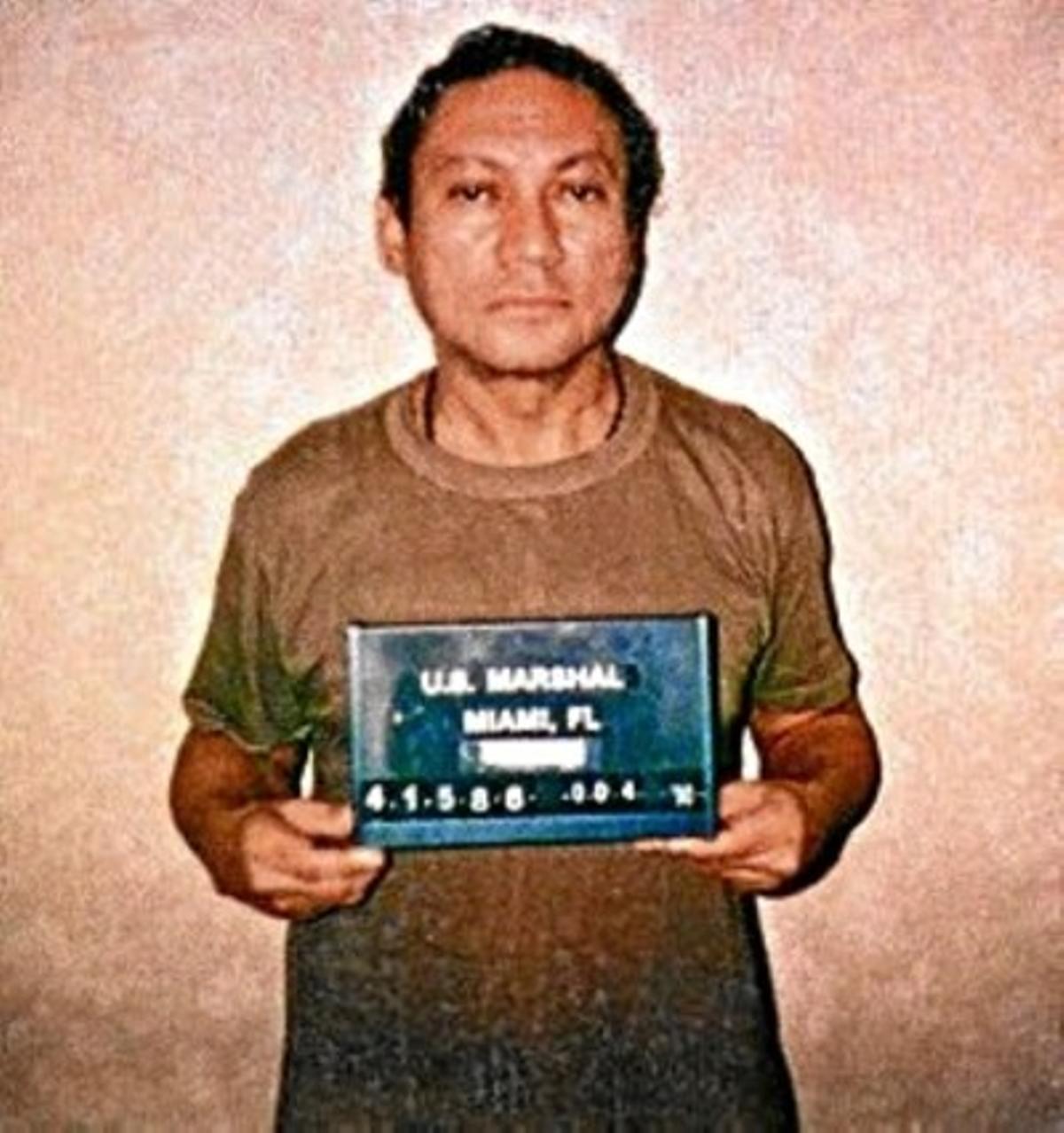 El pres. Noriega, a la presó de Miami el gener del 1990. El pres. Noriega, a la presó de Miami el gener del 1990.