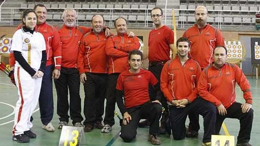 Componentes del Club Tiro con Arco de Santa Pola.