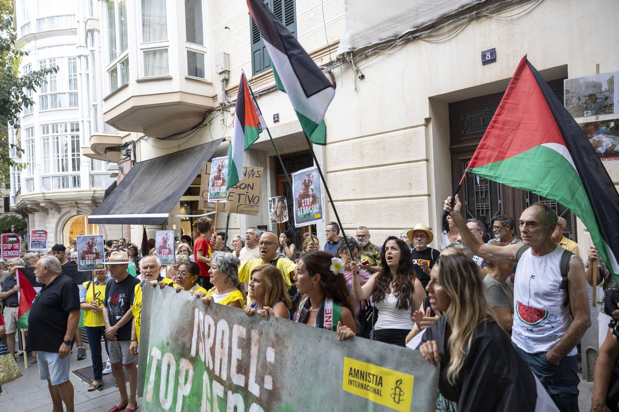 FOTOS | Clamor en Palma para exigir la protección de la flotilla hacia Gaza