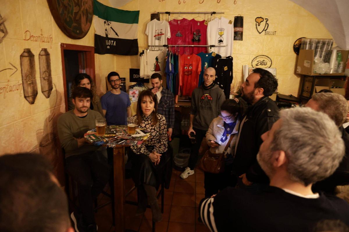 El PSOE de Cáceres debate sobre la vivienda