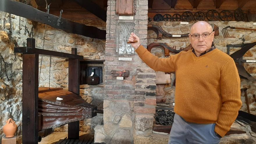 La &quot;desenteladora&quot; para la indigestión de vacas y otros artilugios: historia de una casa familiar y un amor en Llanera