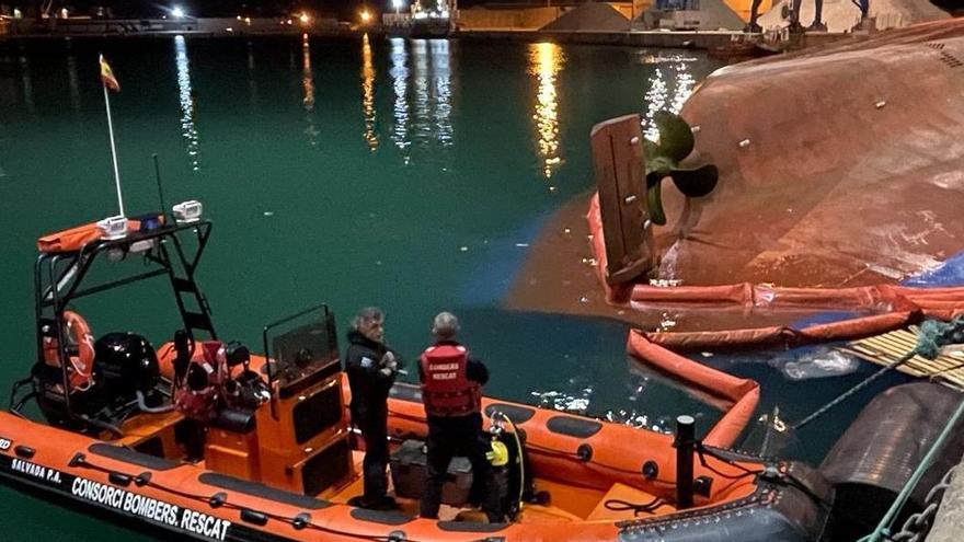 La unidad de rescate acuático del Consorcio Provincial de Bomberos trata de localizar a los desaparecidos.