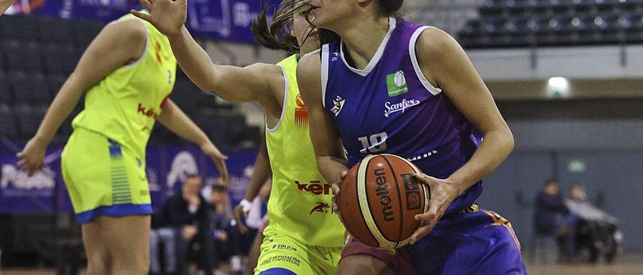 Marcia Guimaraes, en un partido de la temporada pasada.