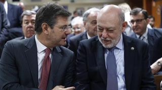 El Congreso reprueba al ministro Catalá y exige los ceses de los fiscales Maza y Moix