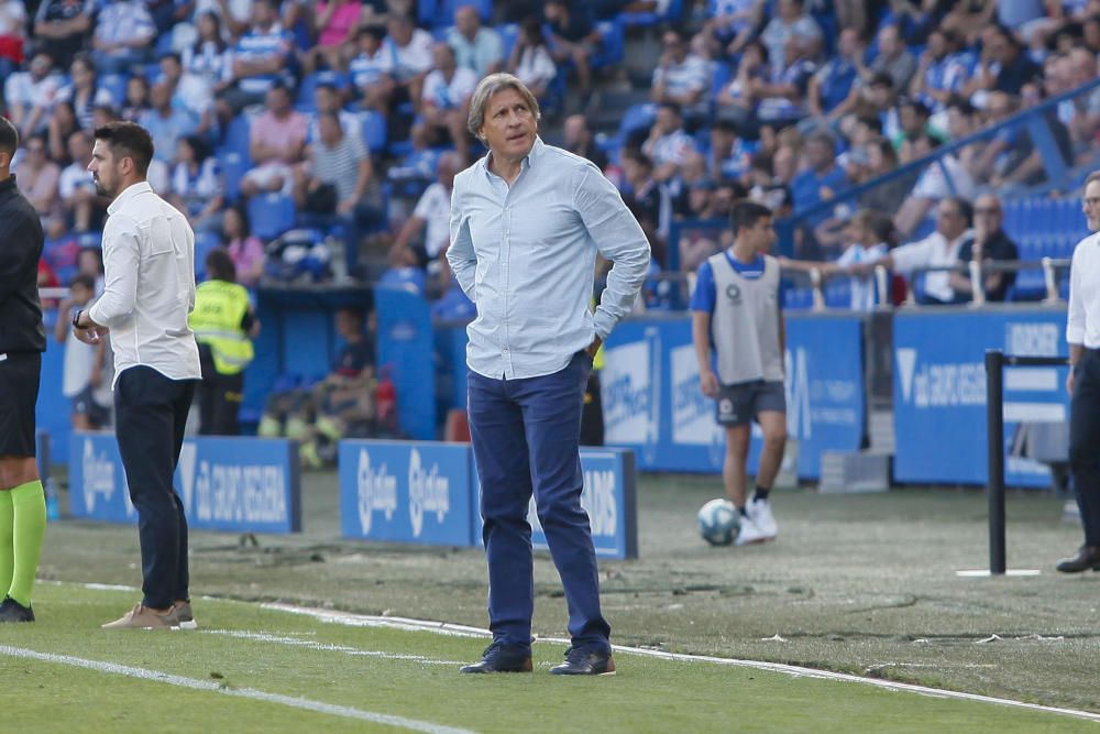 El partido entre el Deportivo de La Coruña y el Real Oviedo, en imágenes