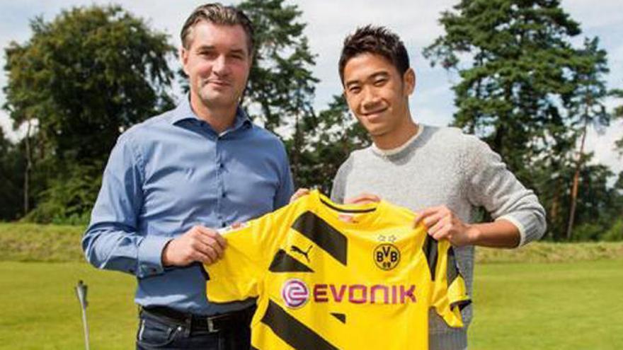 Kagawa con la camiseta del Bundesliga