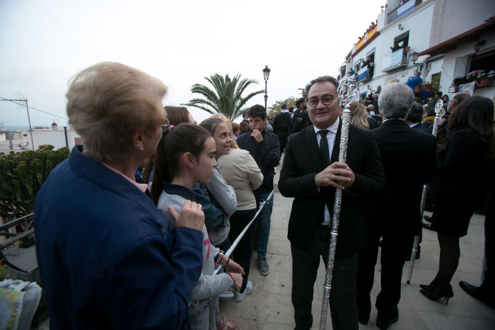 Miles de personas sienten la Semana Santa de cerca en el espectacular descenso por el Casco Antiguo