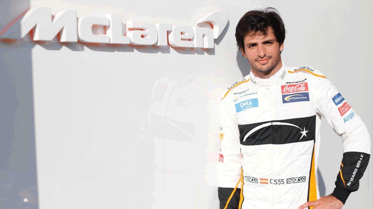 Carlos Sainz ya luce de McLaren en Abu Dhabi