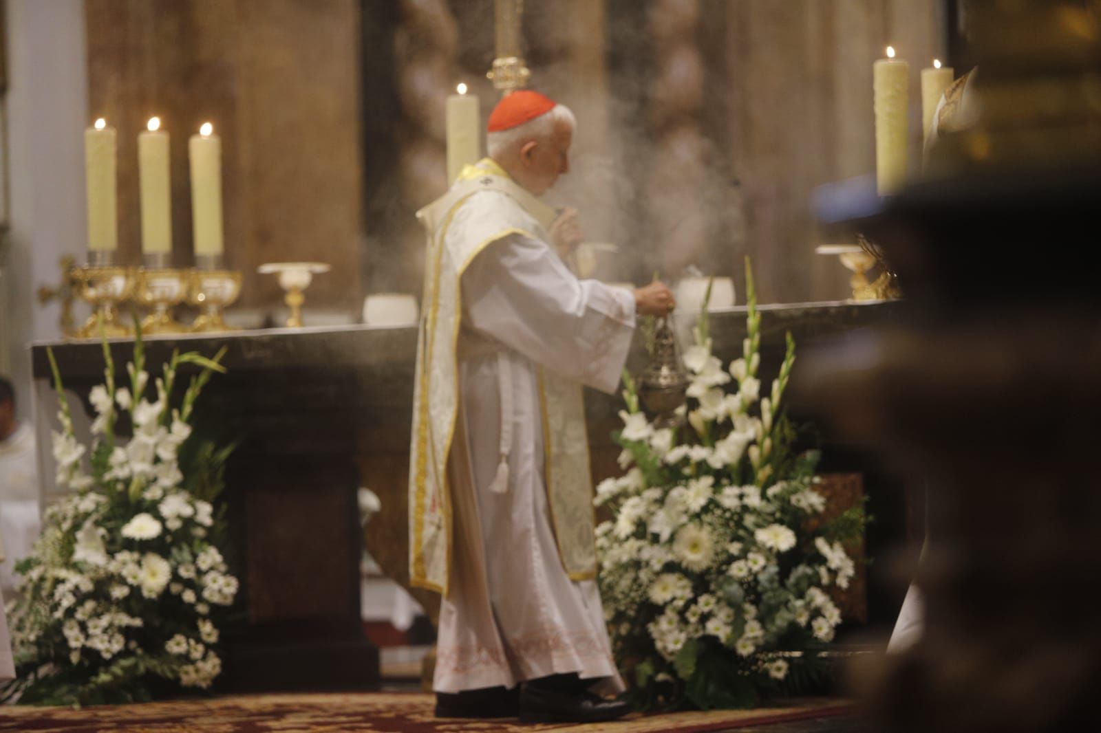 El cardenal Antonio Cañizares celebra el Te Deum y la misa del 9 d'Octubre