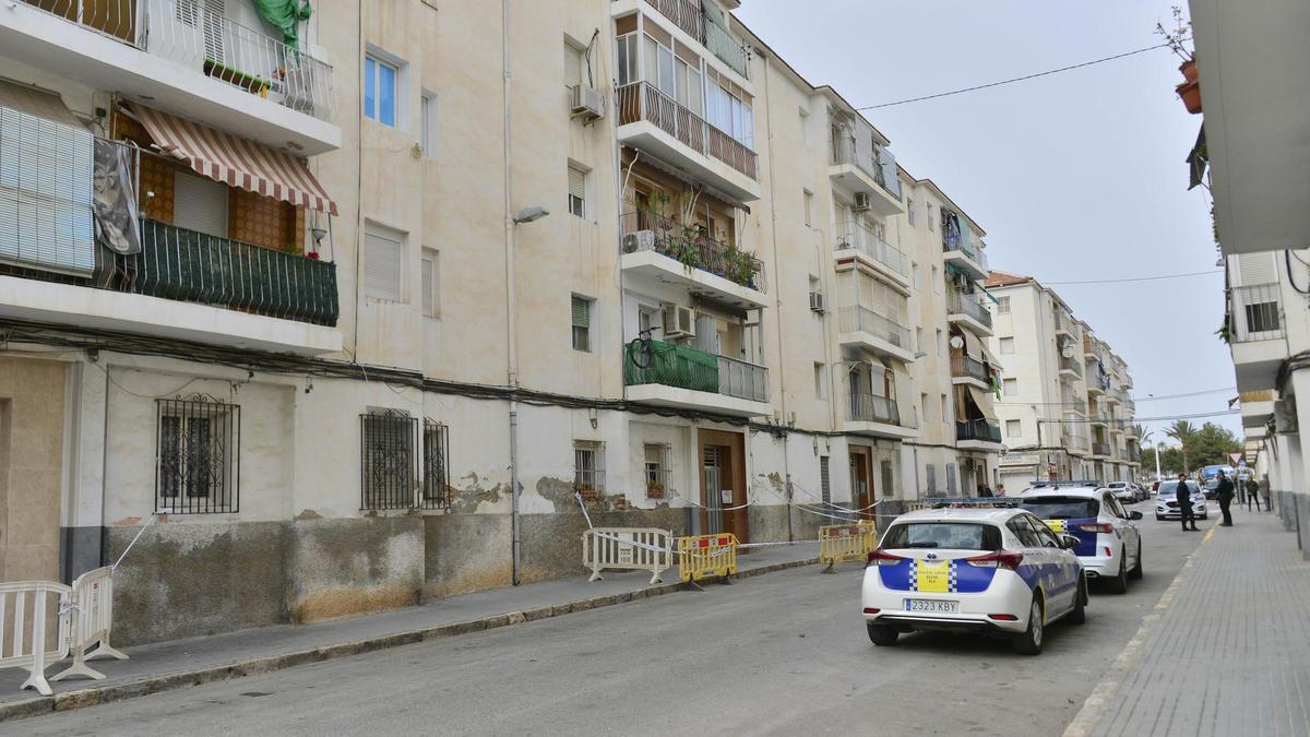 Una imagen del barrio de San Antón tras el desalojo del bloque 8.