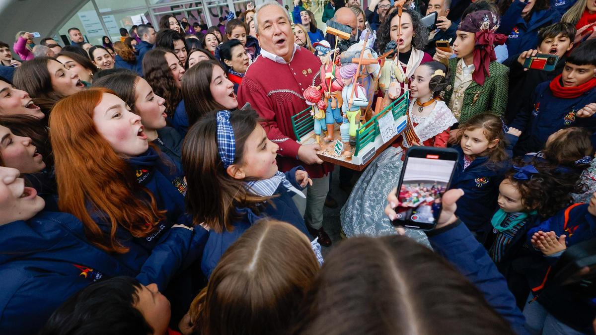 Duque de Gaeta gana el Ninot Indultat Infantil de las Fallas 2025