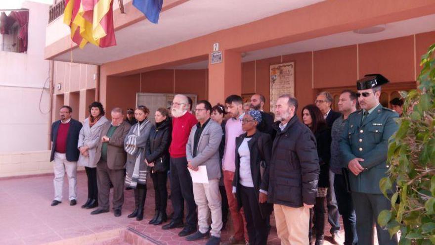 Un minuto de silencio por la violencia machista durante el pasado mandato