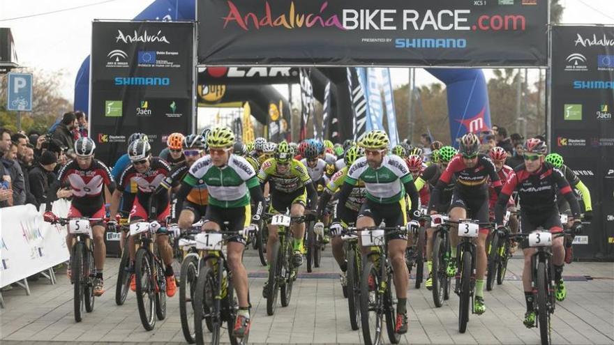 La Andalucía Bike Race arranca hoy con la crono de Villafranca