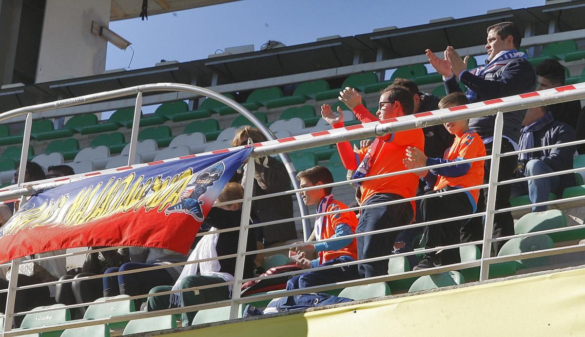 La afición blanquiverde en el Córdoba-Rayo Majadahonda