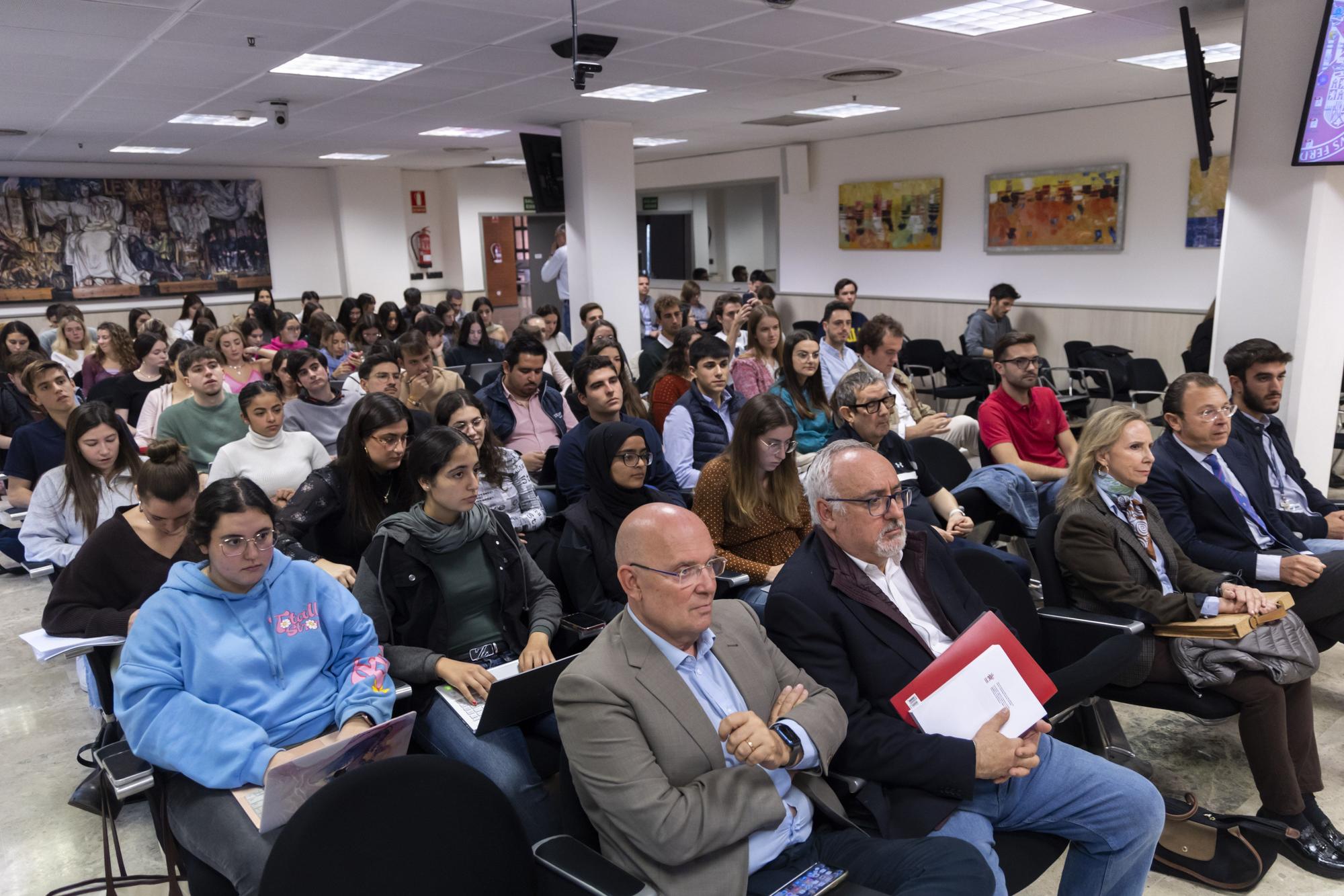 Camps y Lerma participan en un congreso sobre el cuadragésimo aniversario del Estatuto de Autonomía