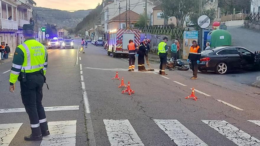 Un motorista herido de gravedad en Ourense tras colisionar contra un turismo