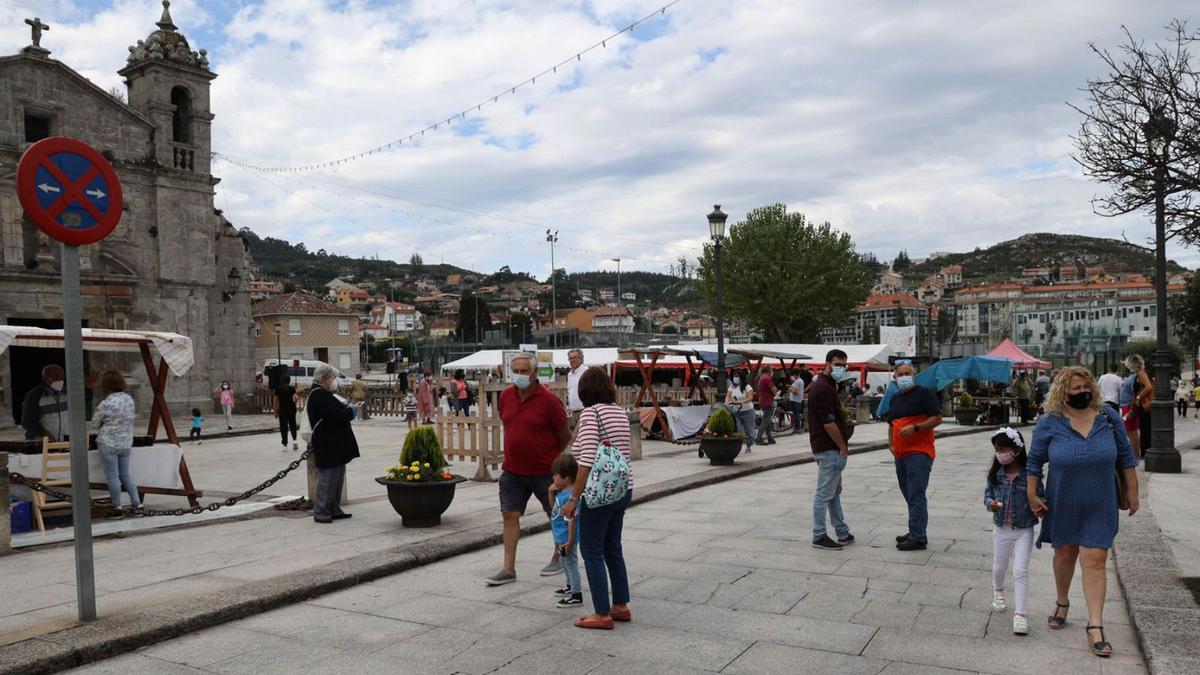 Festa do Mel e das Noces na Praza de Sta Liberata o pasado ano.   | // ALBA VILLAR.