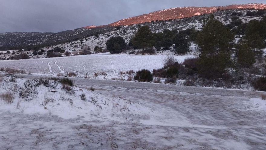 La nieve cubre las pedanías altas del Noroeste de la Región