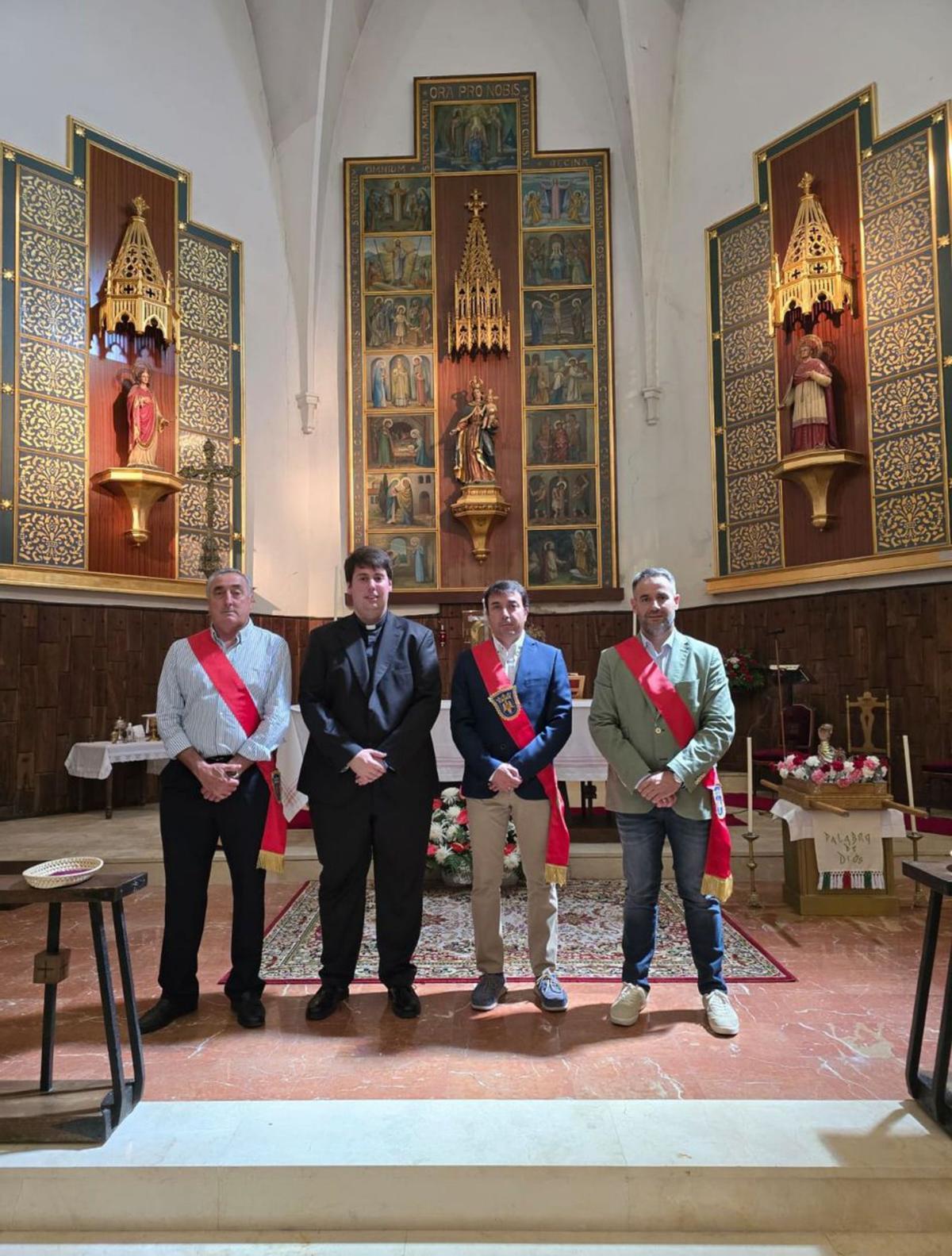 También hubo hueco para los actos religiosos y tradicionales.  |