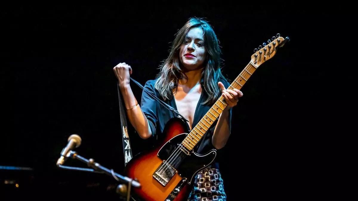 La artista mallorquina Maika Maikovski actuará el 25 de julio en la Praza da Quintana