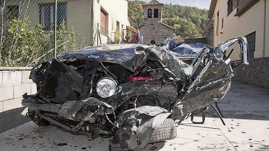 Mueren los cuatro jóvenes ocupantes de un todoterreno en un accidente en Girona