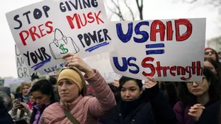 Un 56 % de estadounidenses desaprueba la gestión migratoria de Trump, según encuesta