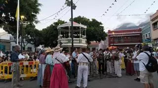 La eucaristía y la procesión en honor a San Nicolás de Tolentino inunda de emoción las calles de La Aldea de San Nicolás