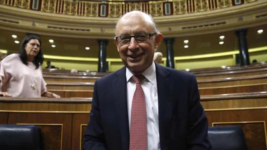 Cristóbal Montoro, ministro de Hacienda.