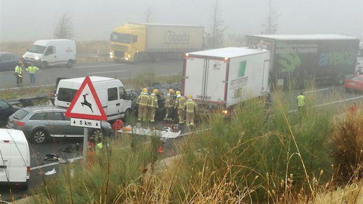 Un muerto y 13 heridos en un accidente multiple en Galisteo