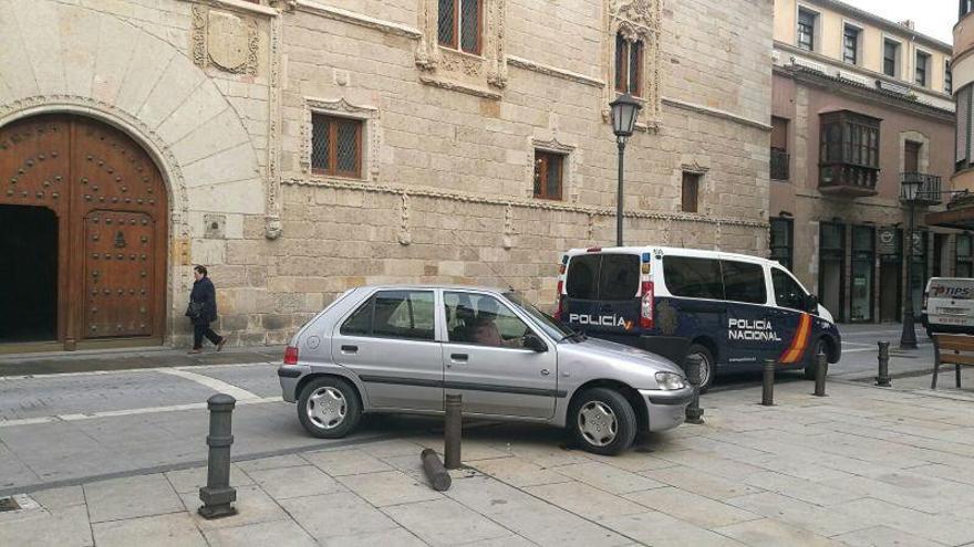 Entrada a los juzgados de Zamora.