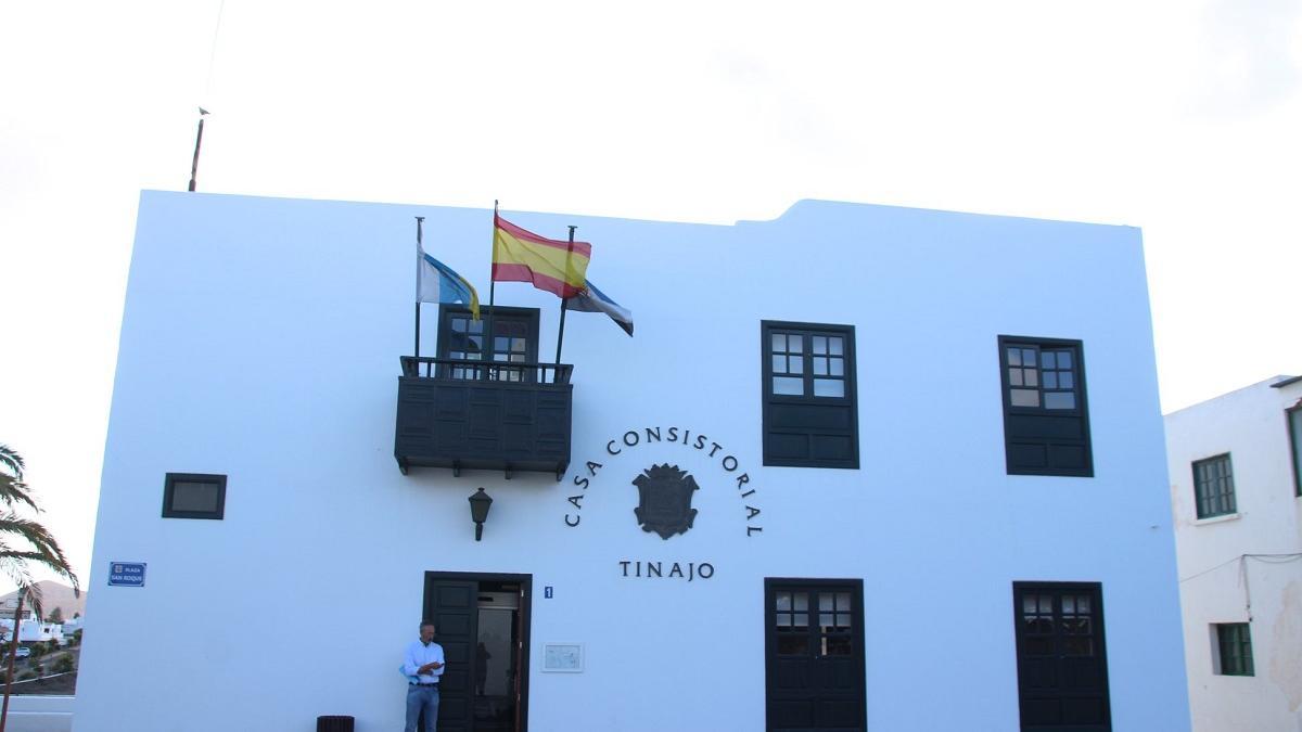Fachada del Ayuntamiento de Tinajo
