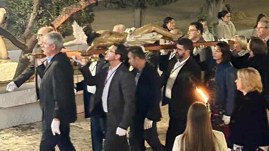 El Cristo del Sagrario permanece en la iglesia de San Francisco de Altea durante esta semana