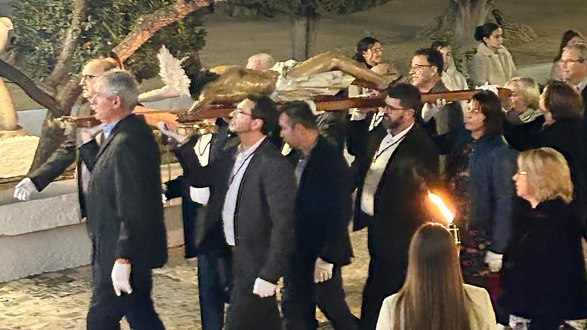 Traslado del Cristo del Sagrario a la iglesia de San Francisco.