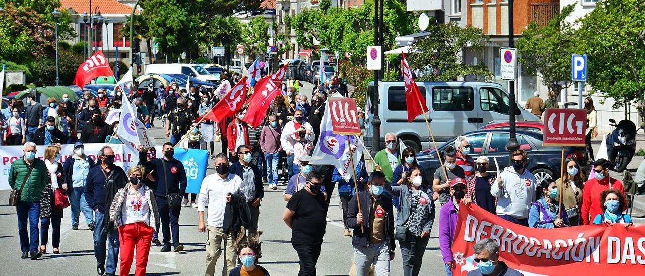 Asistentes a la marcha, al mediodía de ayer.   |  Gonzalo Núñez