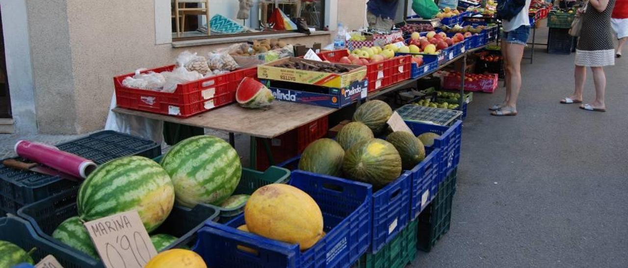 Melones a la venta en el puesto de Vicenç Sánchez.