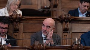 Collboni es consolida davant d'una oposició escapçada